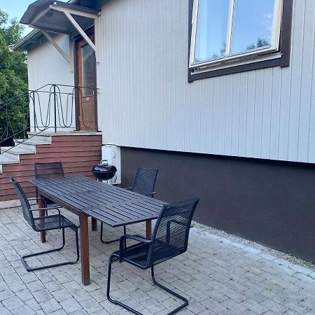 Cheerful Three Room Villa At Stroemstad City Center Bagian luar foto