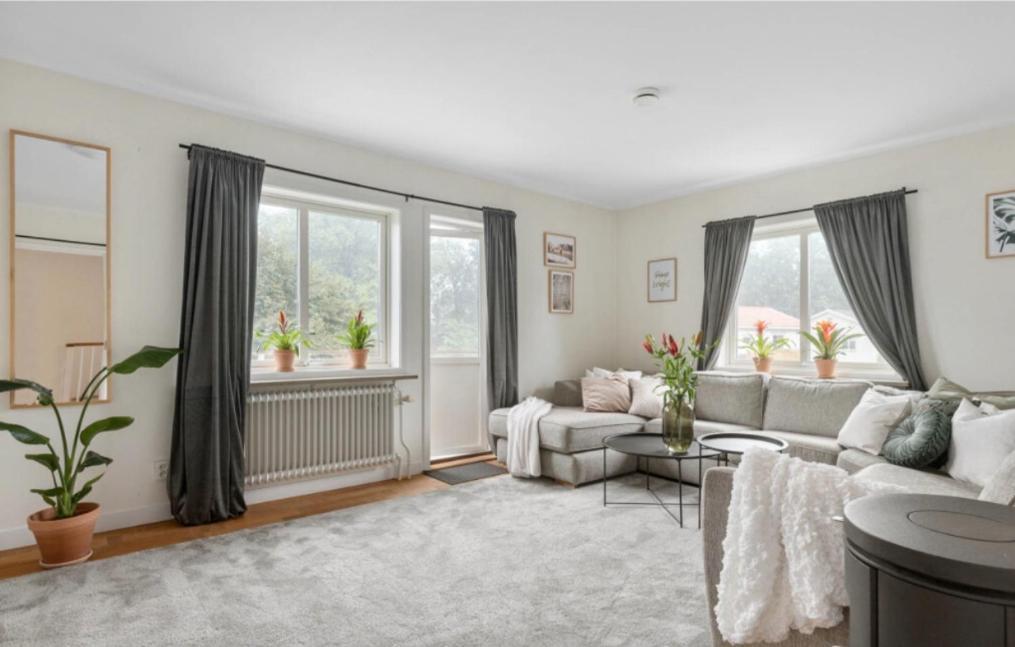 Cheerful Three Room Villa At Stroemstad City Center Bagian luar foto